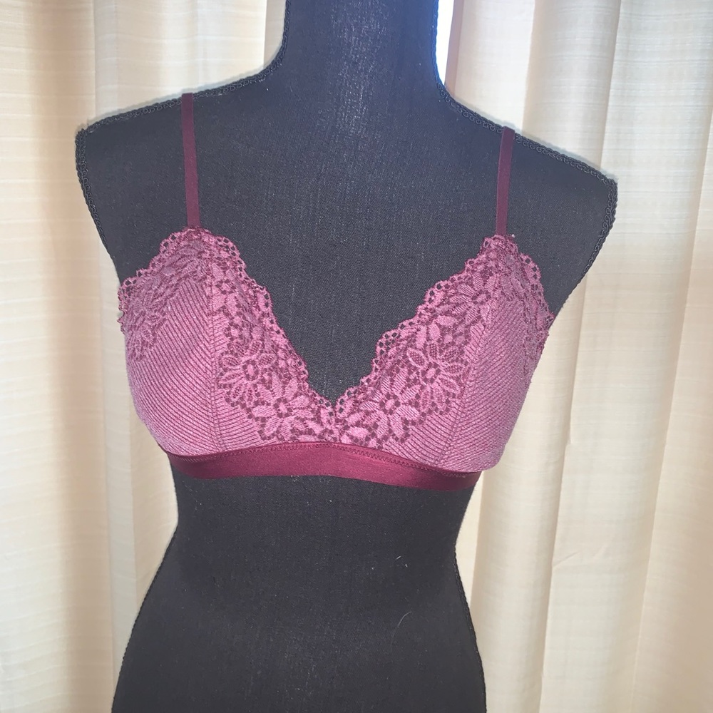 Aerie Purple w/ Floral Lace Design Padded Bralette
